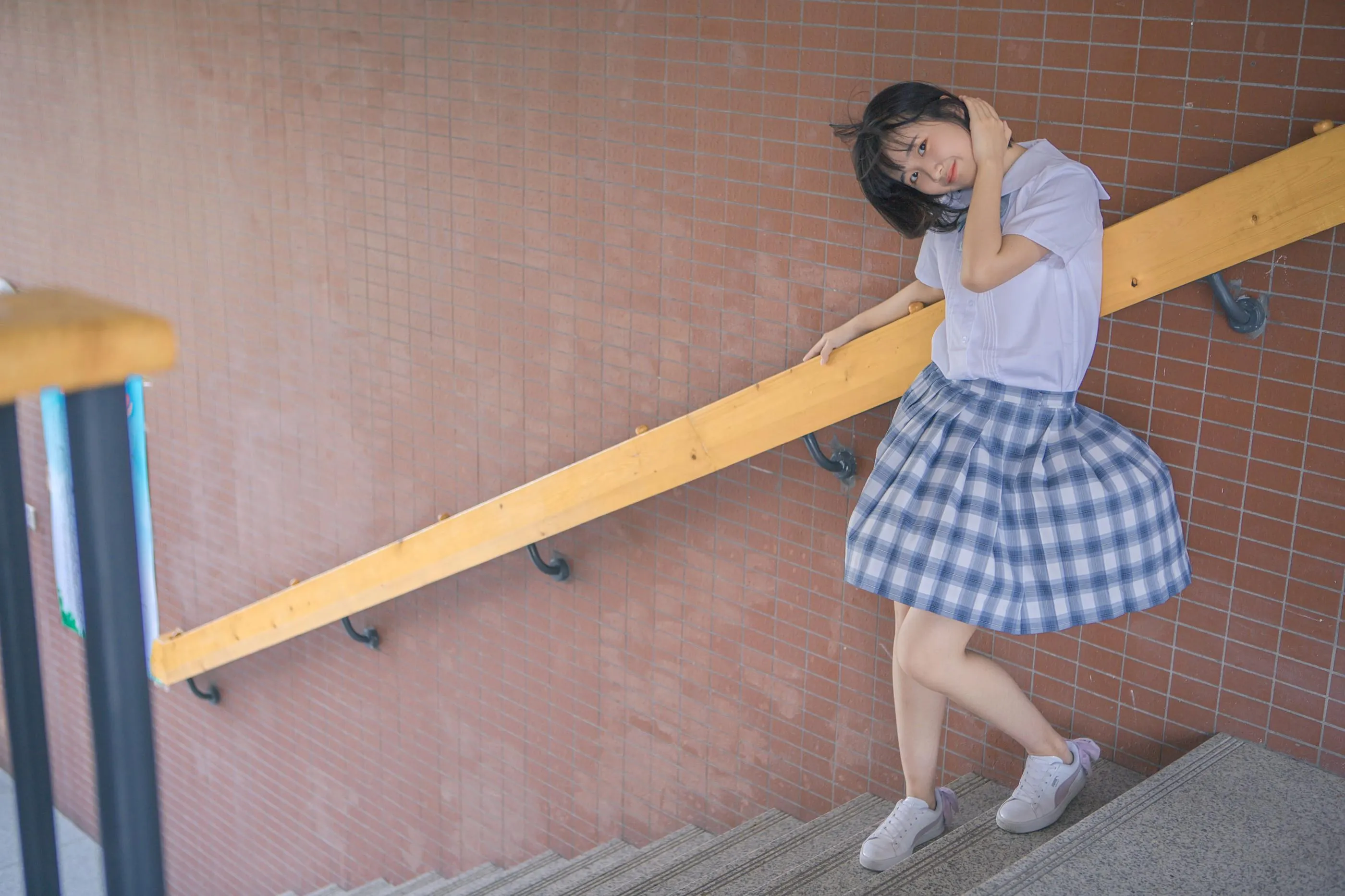[YITUYU艺图语]2022.09.24 和学妹一起上学吧 了了 [22P]插图1